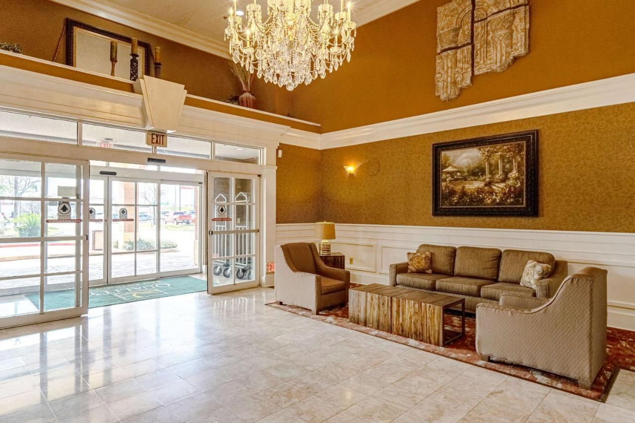 Quality Suites San Antonio Northeast Buitenkant foto