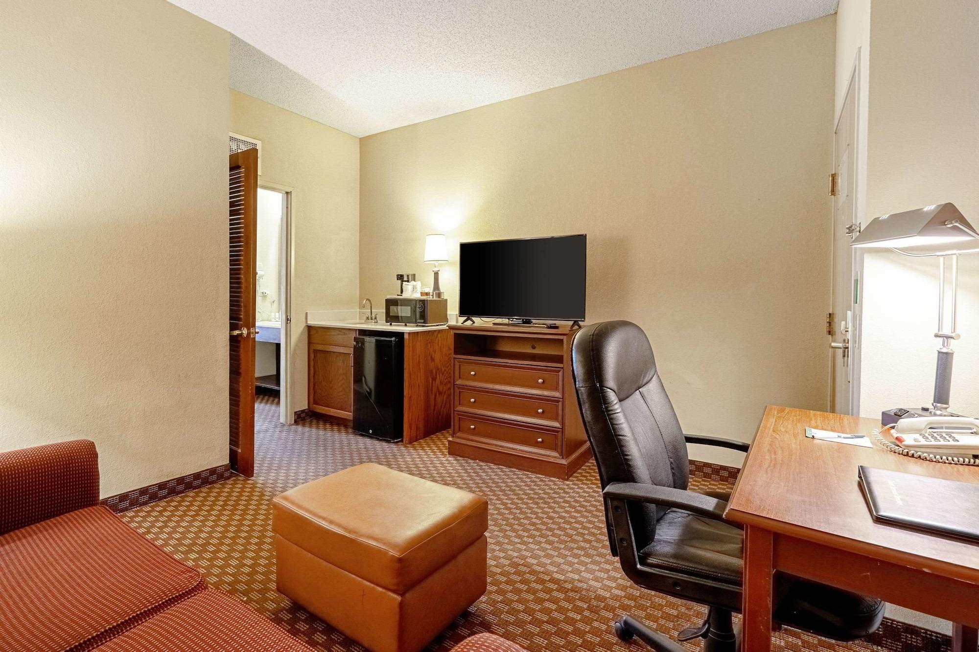 Quality Suites San Antonio Northeast Buitenkant foto