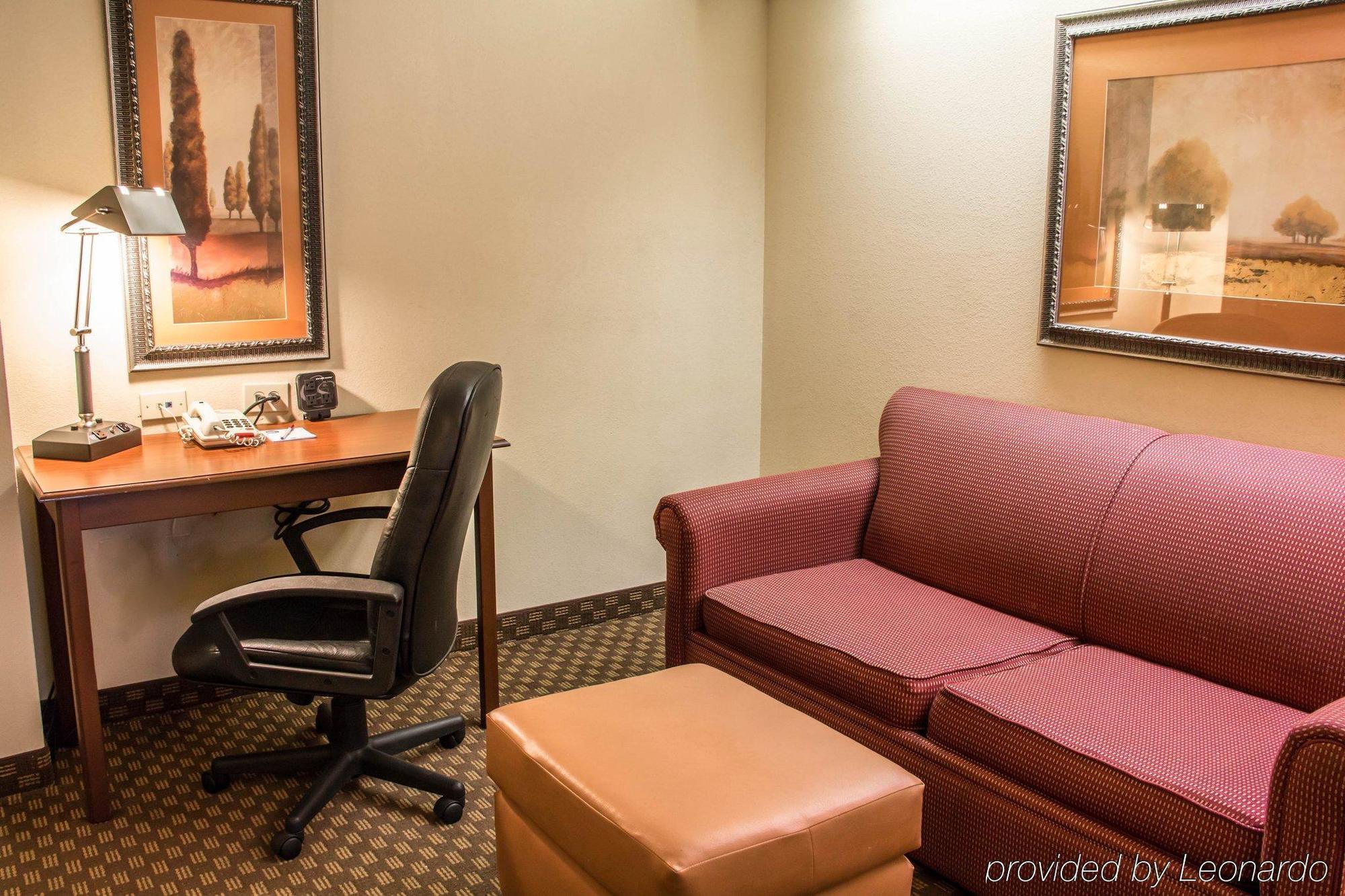 Quality Suites San Antonio Northeast Buitenkant foto